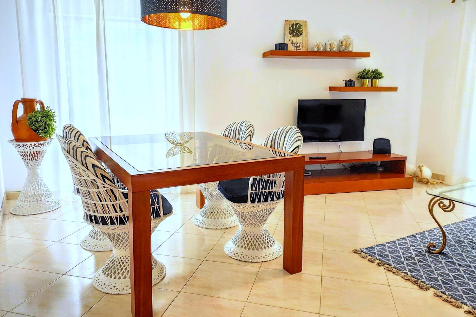 Avenue Apartment กัวเตย์รา ภายนอก รูปภาพ