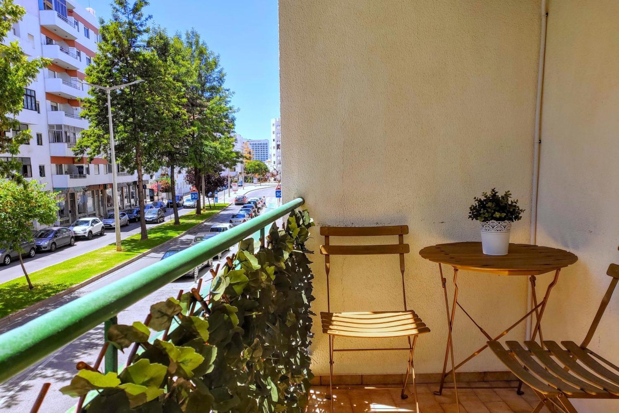 Avenue Apartment กัวเตย์รา ภายนอก รูปภาพ